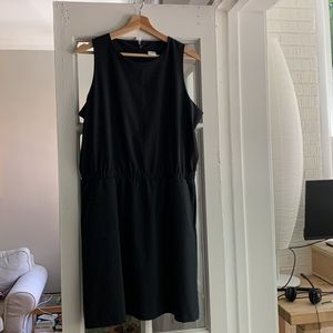 Little black exercise dress, size XL
